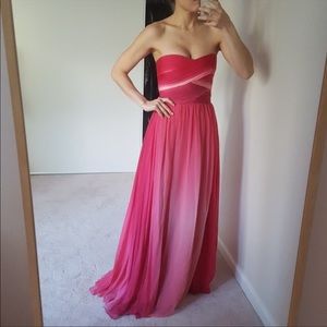 Monique Lhuillier pink 100% Silk Gown